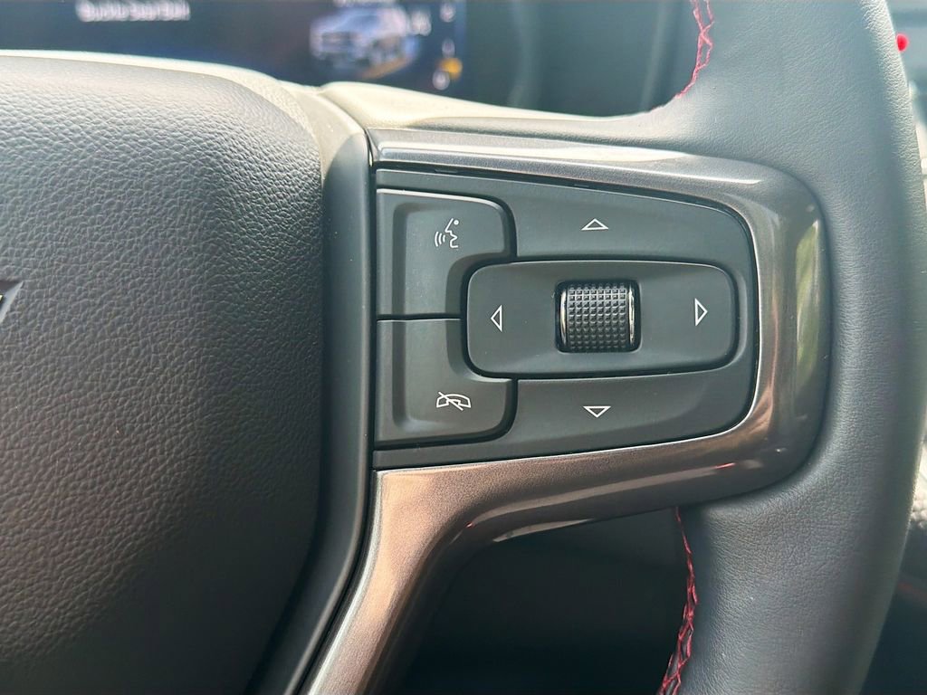 Used 2023 Chevrolet Suburban RST w/ Luxury Package AWD/4WD image 13
