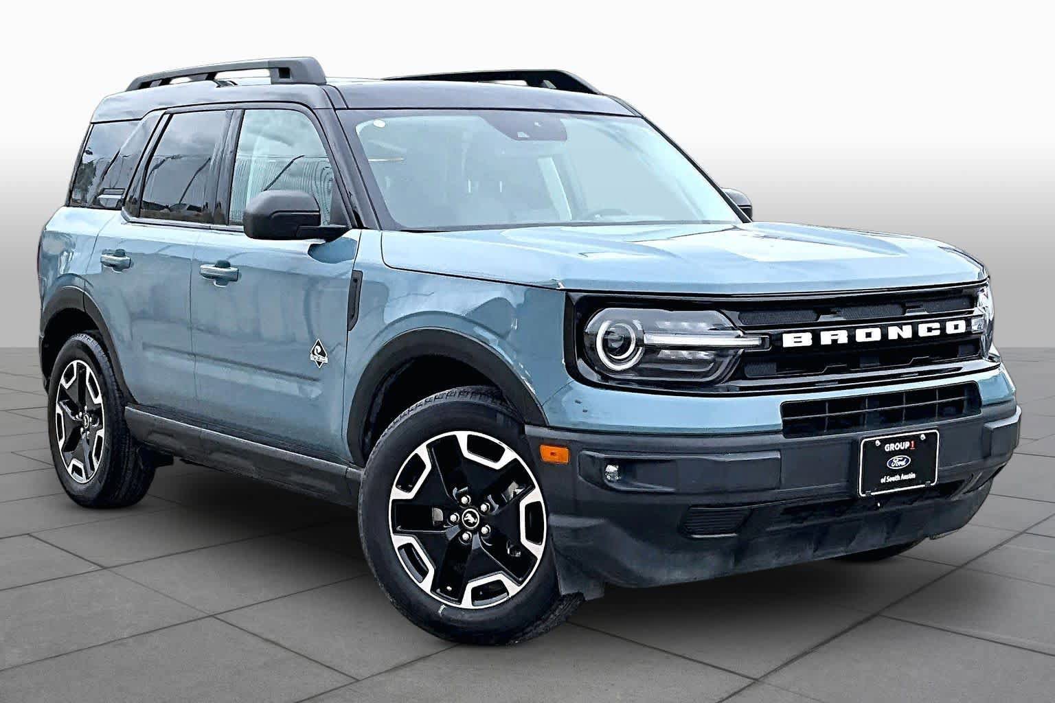 Certified 2022 Ford Bronco Sport Outer Banks w/ Tech Package AWD/4WD image 3