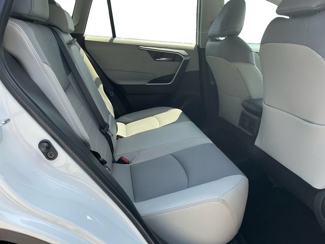 Used 2025 Toyota RAV4 XLE Premium w/ Weather Package AWD/4WD image 18