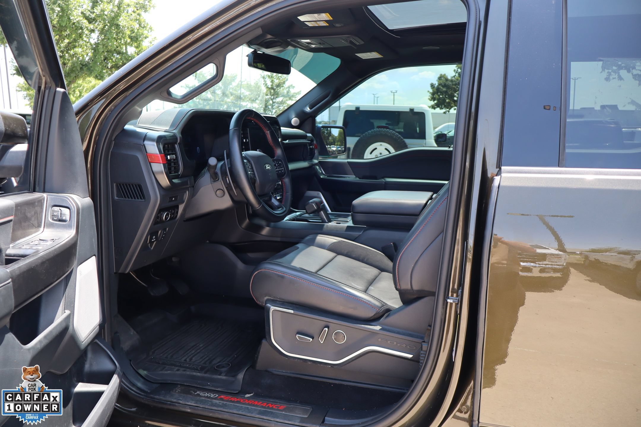 Certified 2025 Ford F150 Raptor AWD/4WD image 24