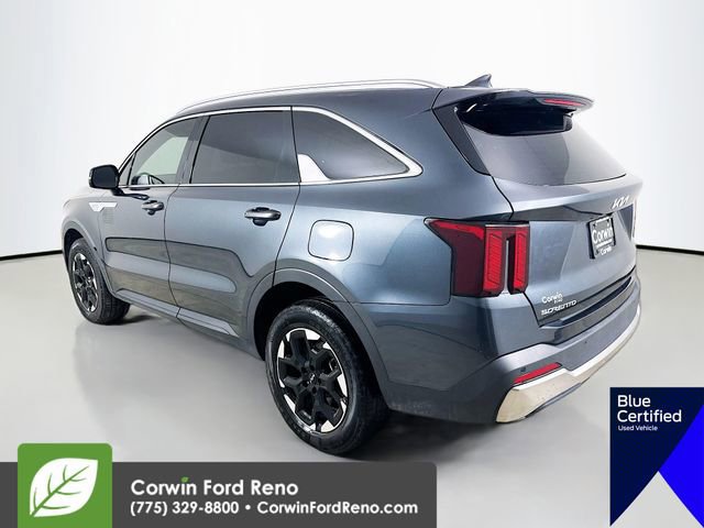 Used 2024 Kia Sorento S w/ Panoramic Sunroof Package image 4