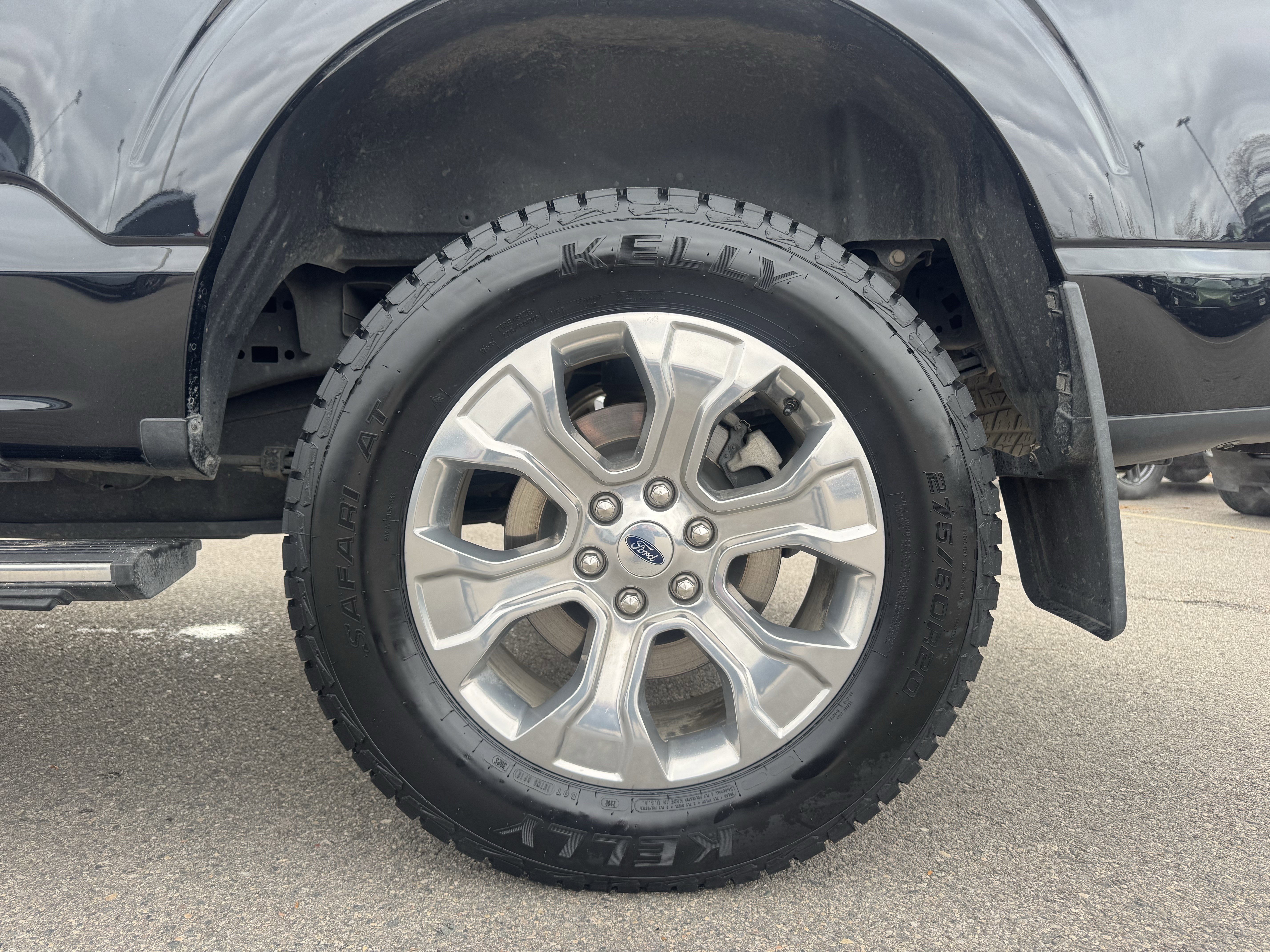 Certified 2023 Ford F150 Platinum w/ Equipment Group 701A High image 20