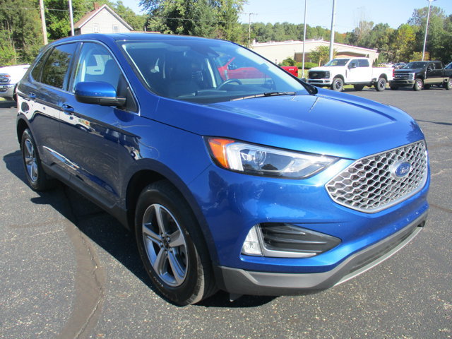 Certified 2024 Ford Edge SEL w/ Convenience Package AWD/4WD image 3