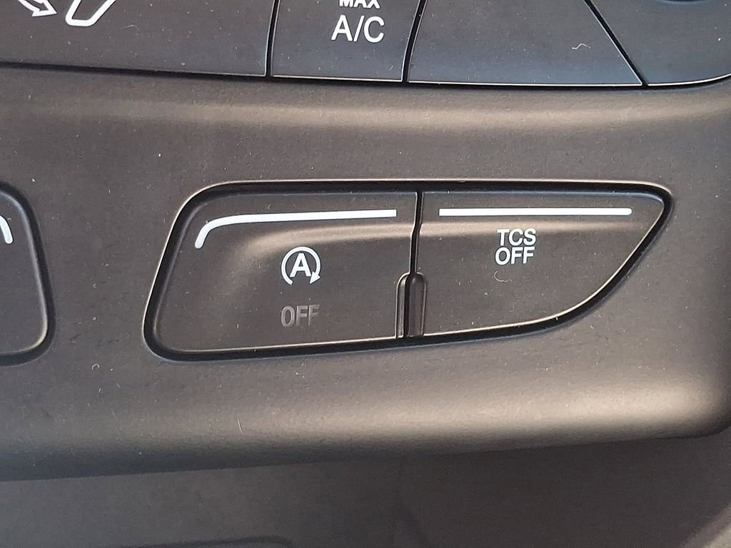 Certified 2017 Ford Escape SE FWD image 23