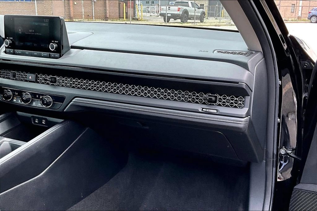 Used 2023 Honda Accord LX image 15