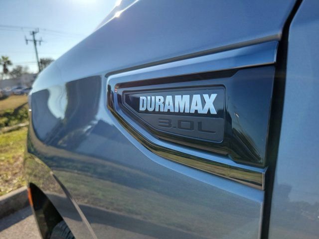 Used 2023 GMC Yukon Denali Ultimate image 10