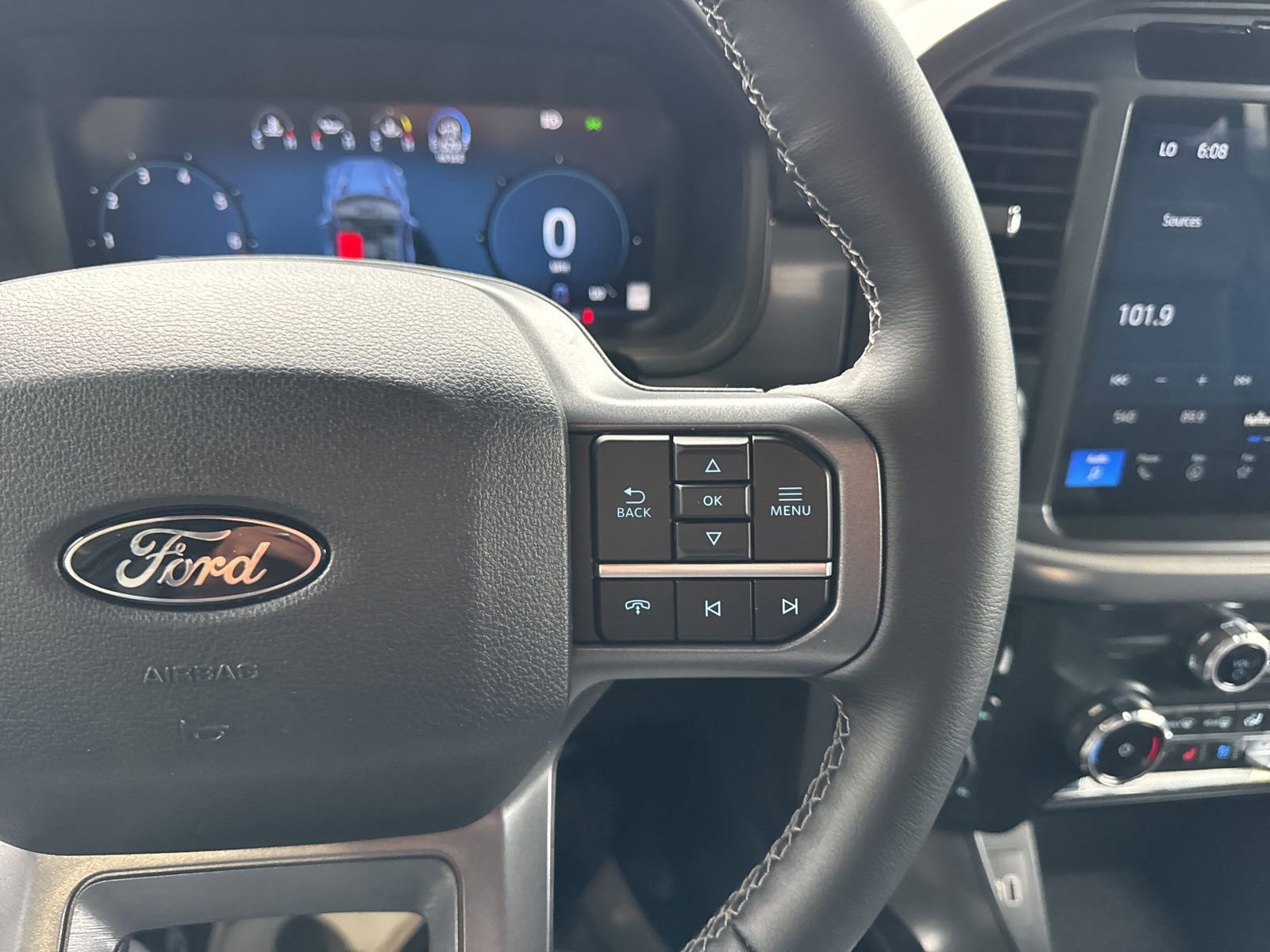 Certified 2025 Ford F150 Lariat w/ Equipment Group 501A Mid AWD/4WD image 32