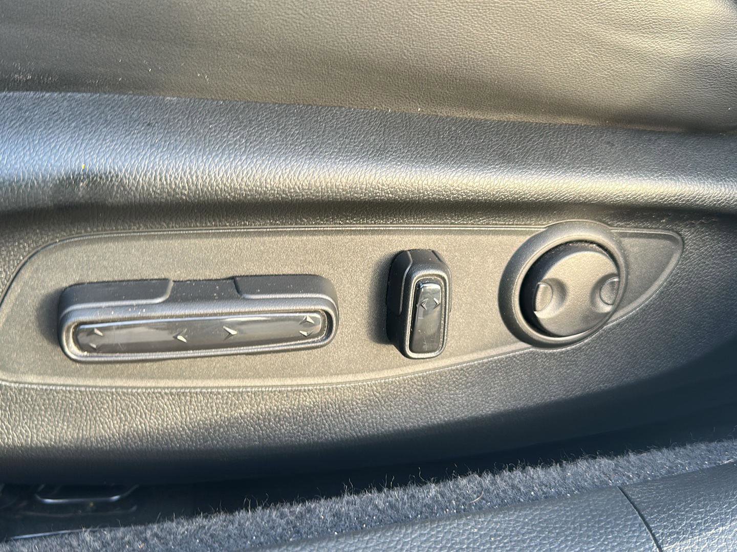 Used 2023 Honda Accord Touring image 18