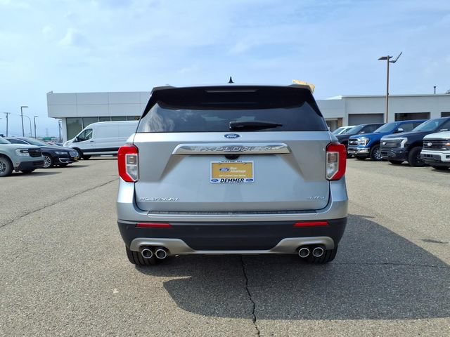 Certified 2022 Ford Explorer Platinum w/ Equipment Group 601A AWD/4WD image 6
