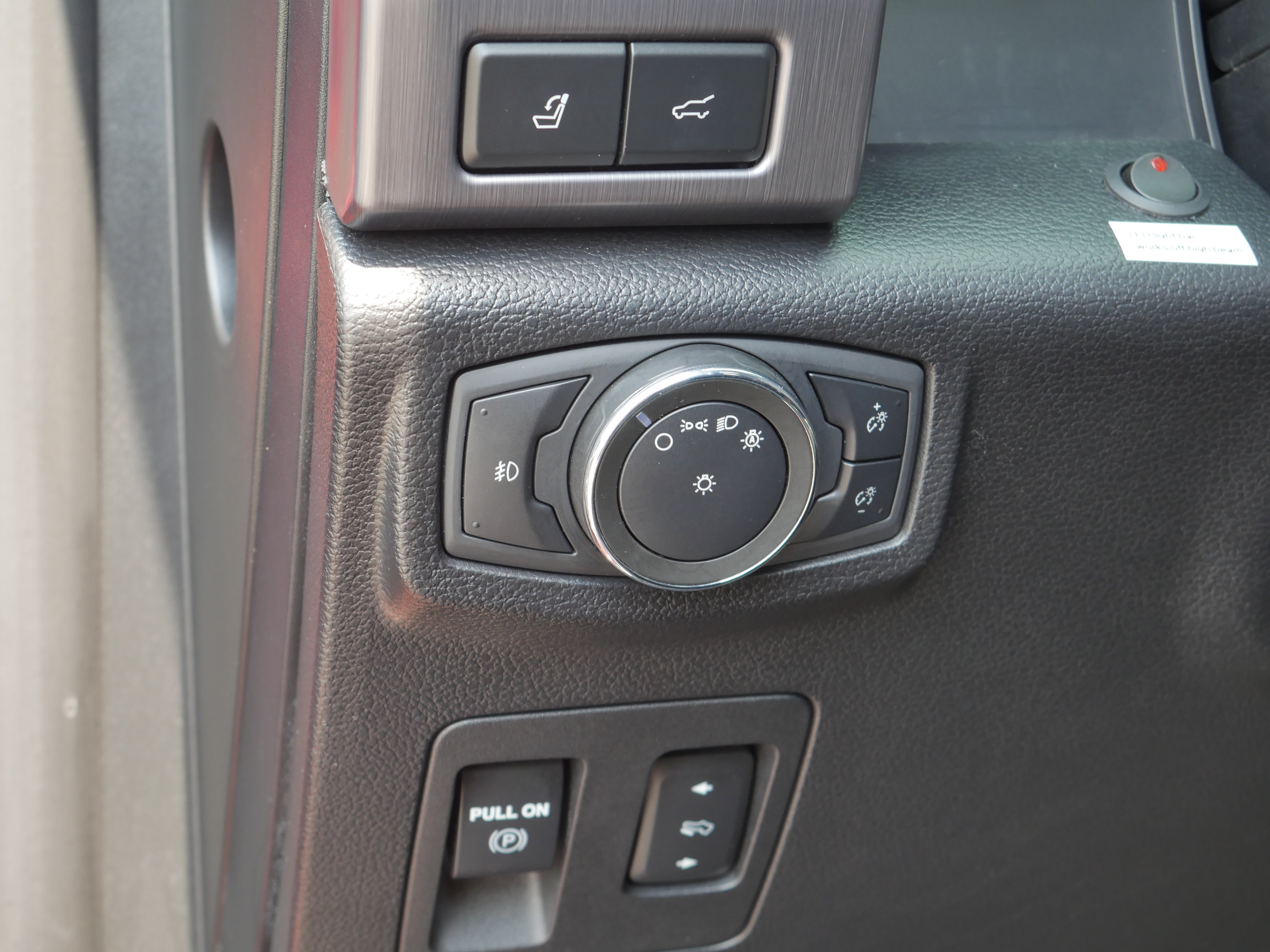 Certified 2020 Ford Expedition Platinum AWD/4WD image 6