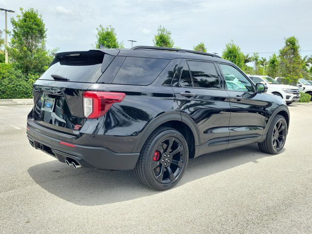 Certified 2024 Ford Explorer ST w/ Equipment Group 401A AWD/4WD image 7