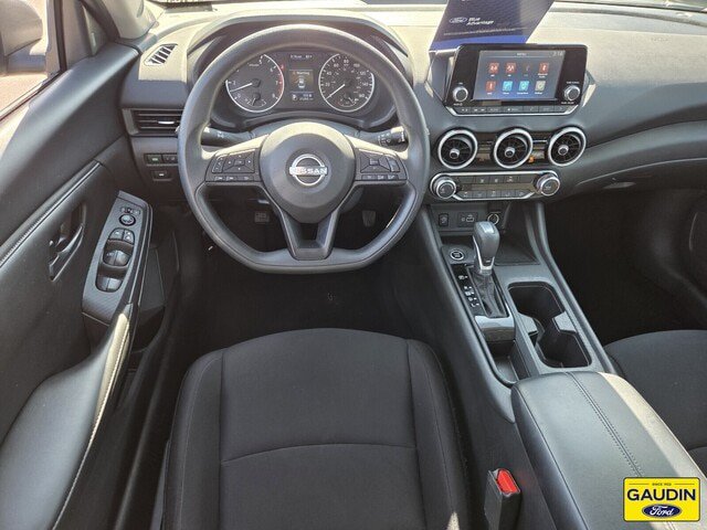 Used 2025 Nissan Sentra S FWD image 13