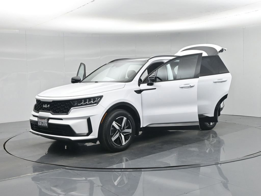 Used 2023 Kia Sorento S w/ Panoramic Sunroof Package image 58