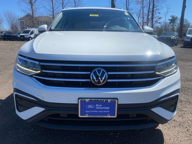 Used 2022 Volkswagen Tiguan SE AWD/4WD image 2