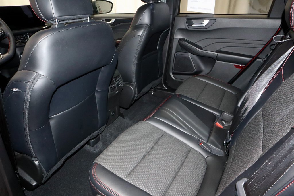 Certified 2023 Ford Escape ST-Line w/ Tech Pack #1 image 22