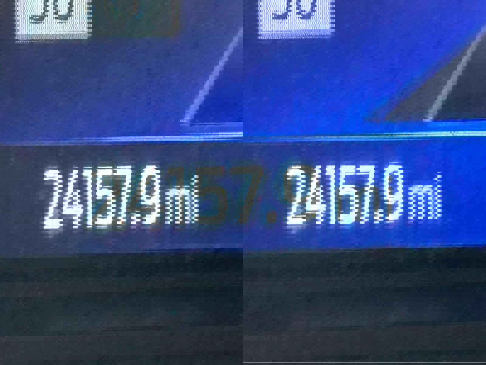 Certified 2023 Ford Explorer Limited w/ Limited Technology Package image 34