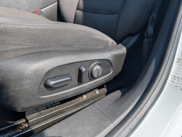 Used 2021 Chevrolet Malibu LT FWD image 10