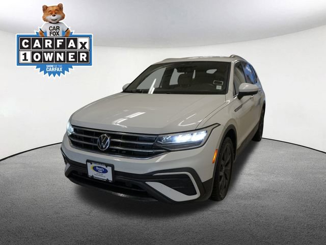 Used 2022 Volkswagen Tiguan SE image 1