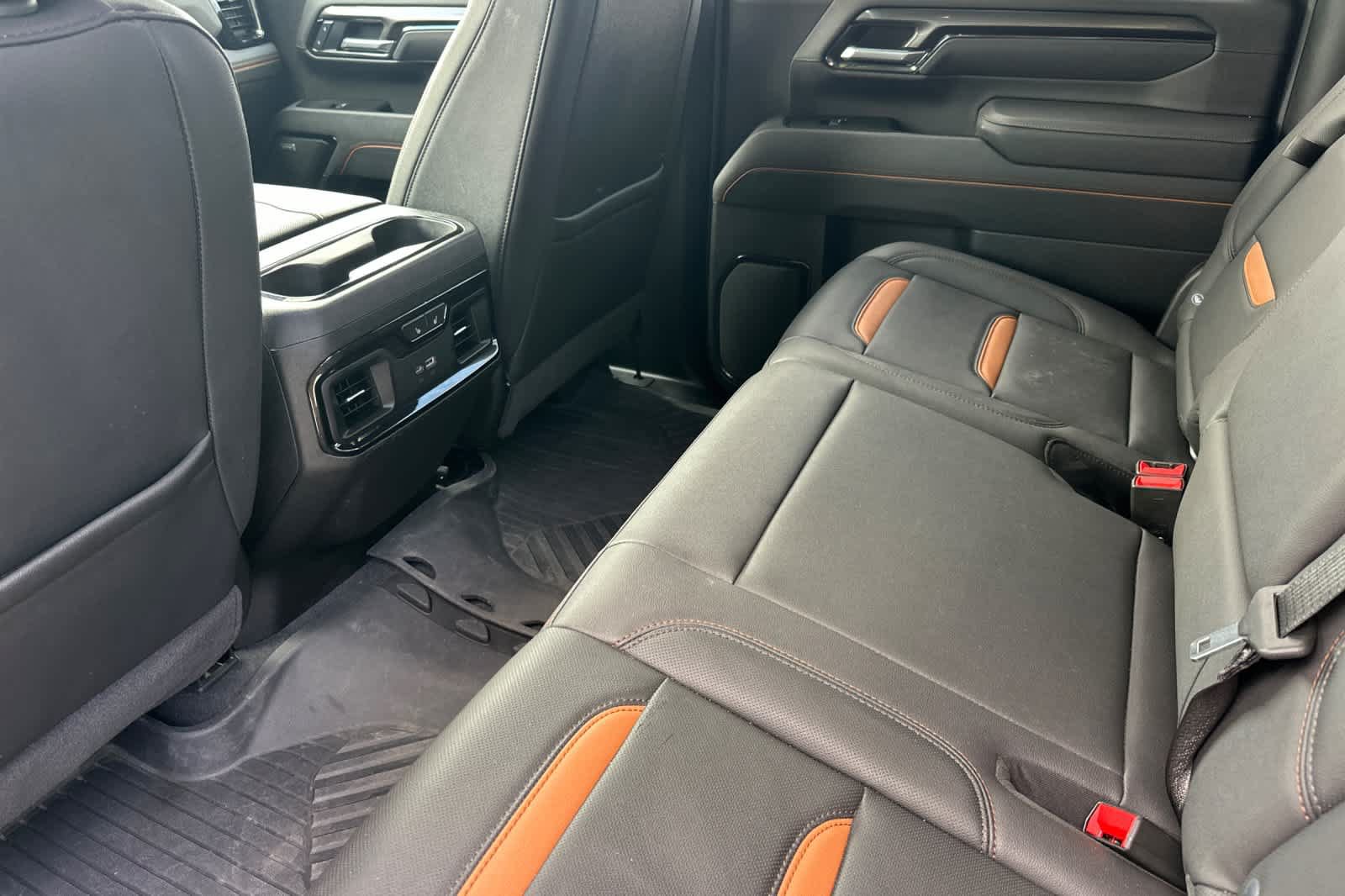 Used 2026 GMC Sierra 3500 AT4 AWD/4WD image 4