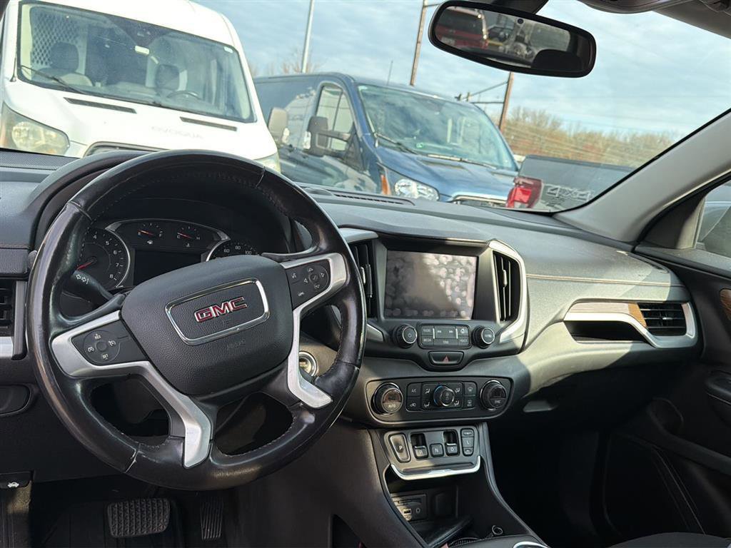 Used 2018 GMC Terrain SLE w/ Driver Convenience Package image 8