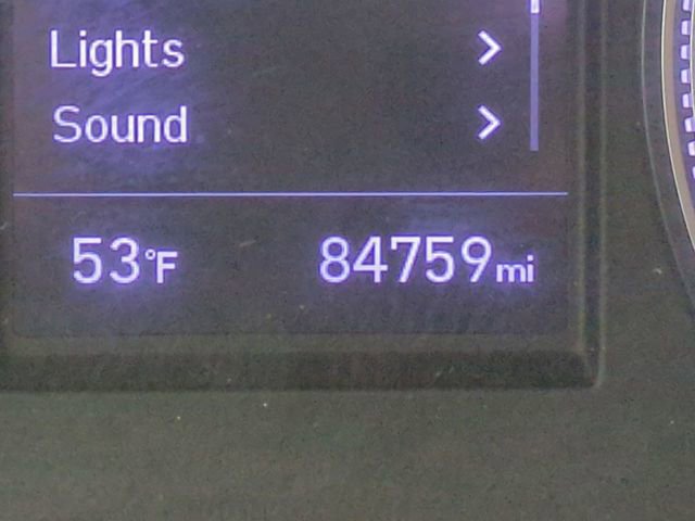 Used 2019 Hyundai Santa Fe SE image 25