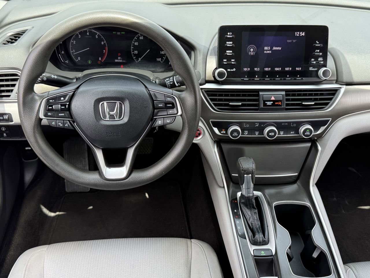Used 2018 Honda Accord LX image 12
