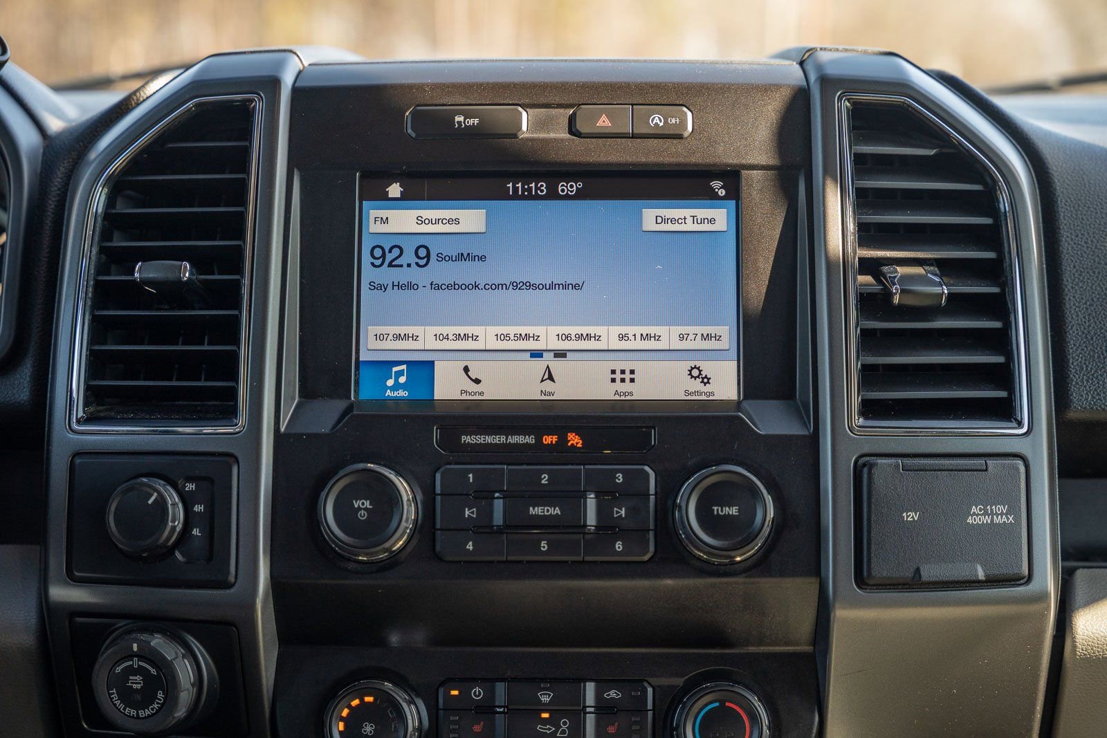 Certified 2019 Ford F150 XLT w/ Equipment Group 302A Luxury image 32