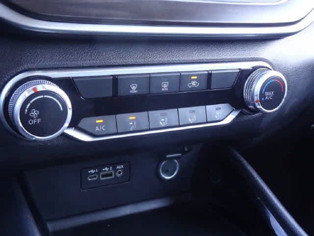 Used 2024 Nissan Altima 2.5 SV FWD image 25