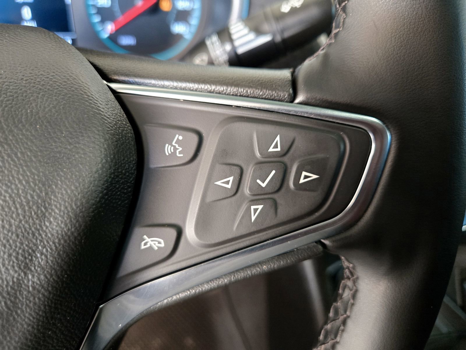 Used 2025 Chevrolet Malibu RS image 14