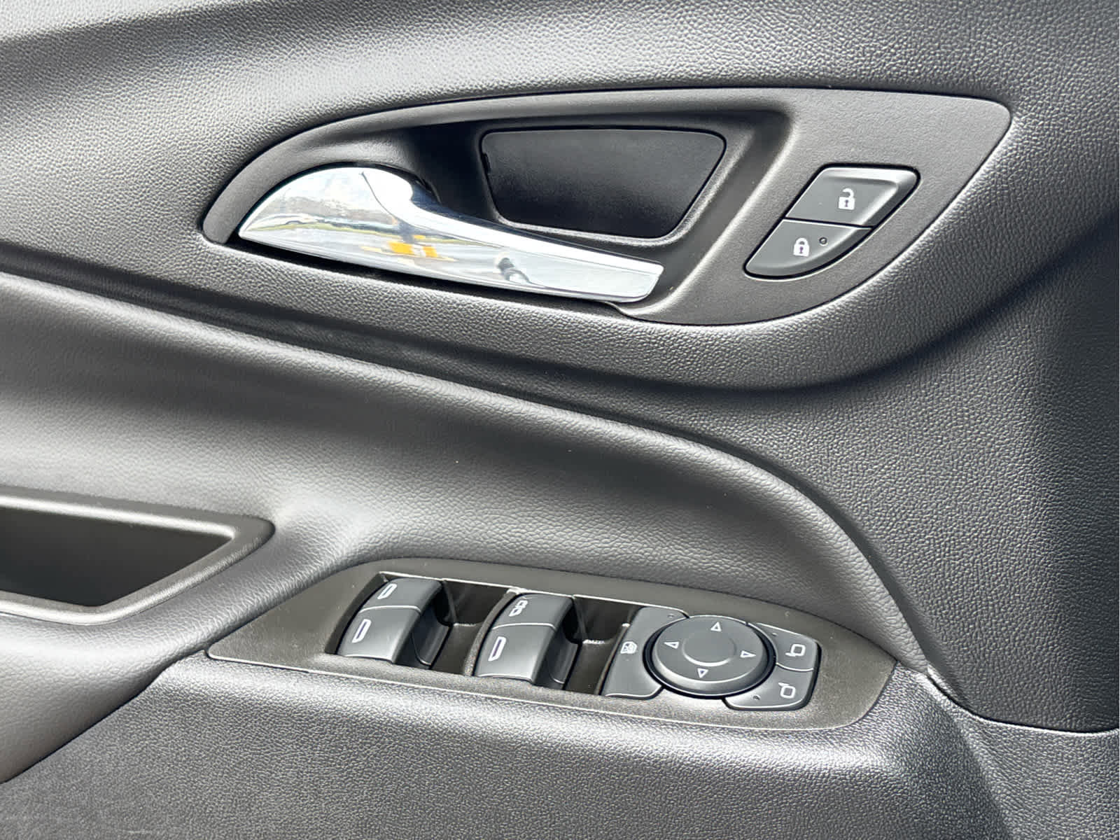 Used 2022 Chevrolet Equinox LT image 29