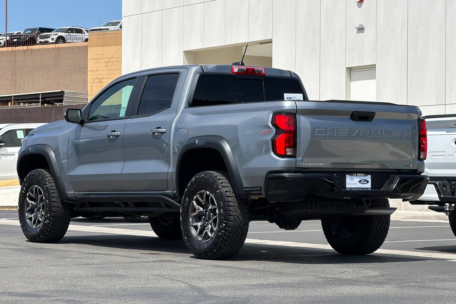 Used 2025 Chevrolet Colorado ZR2 AWD/4WD image 5