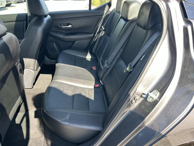 Used 2022 Nissan Sentra SR w/ SR Premium Package FWD image 20