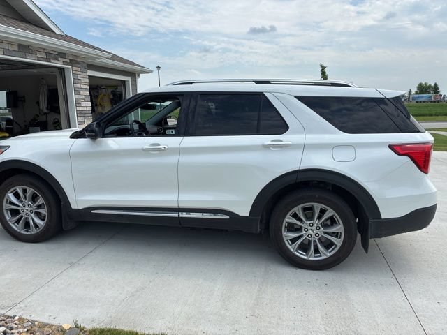 Certified 2023 Ford Explorer Limited w/ Limited Technology Package AWD/4WD image 4