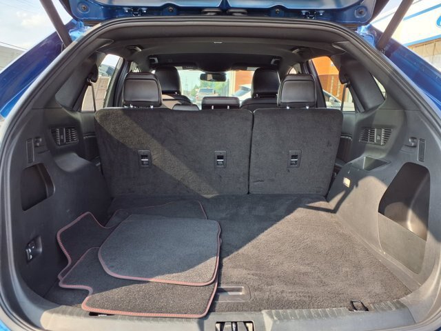 Certified 2024 Ford Edge ST-Line AWD/4WD image 19