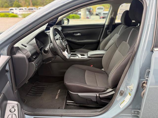 Used 2025 Nissan Sentra SV FWD image 11