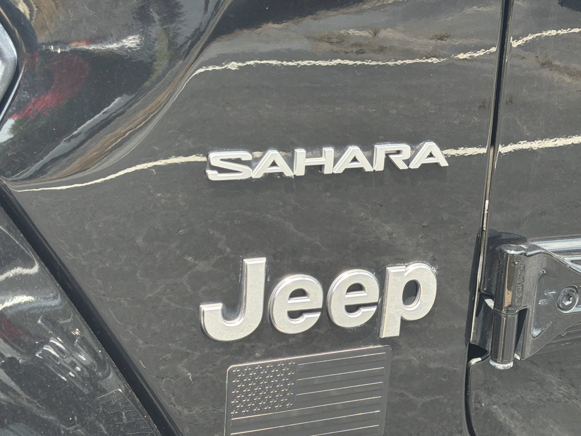 Used 2022 Jeep Wrangler Unlimited Sahara AWD/4WD image 5