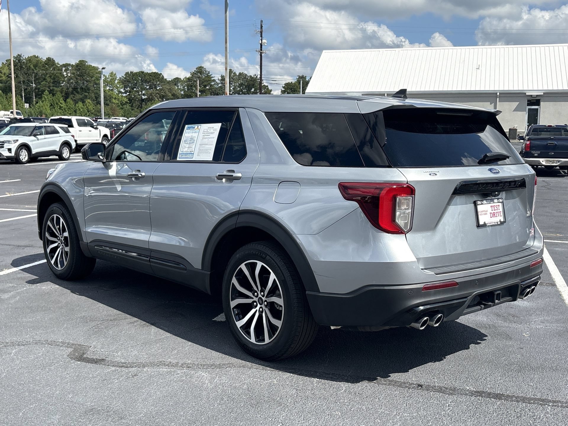 Certified 2022 Ford Explorer ST AWD/4WD image 21