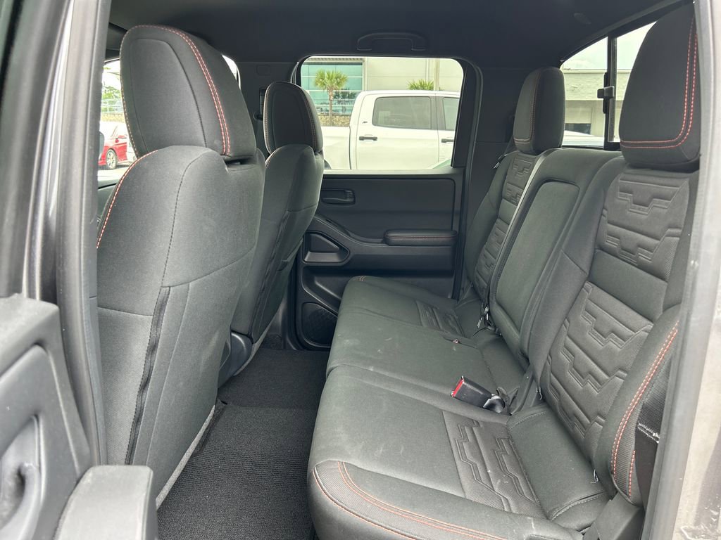Used 2026 Nissan Frontier PRO-4X AWD/4WD image 13