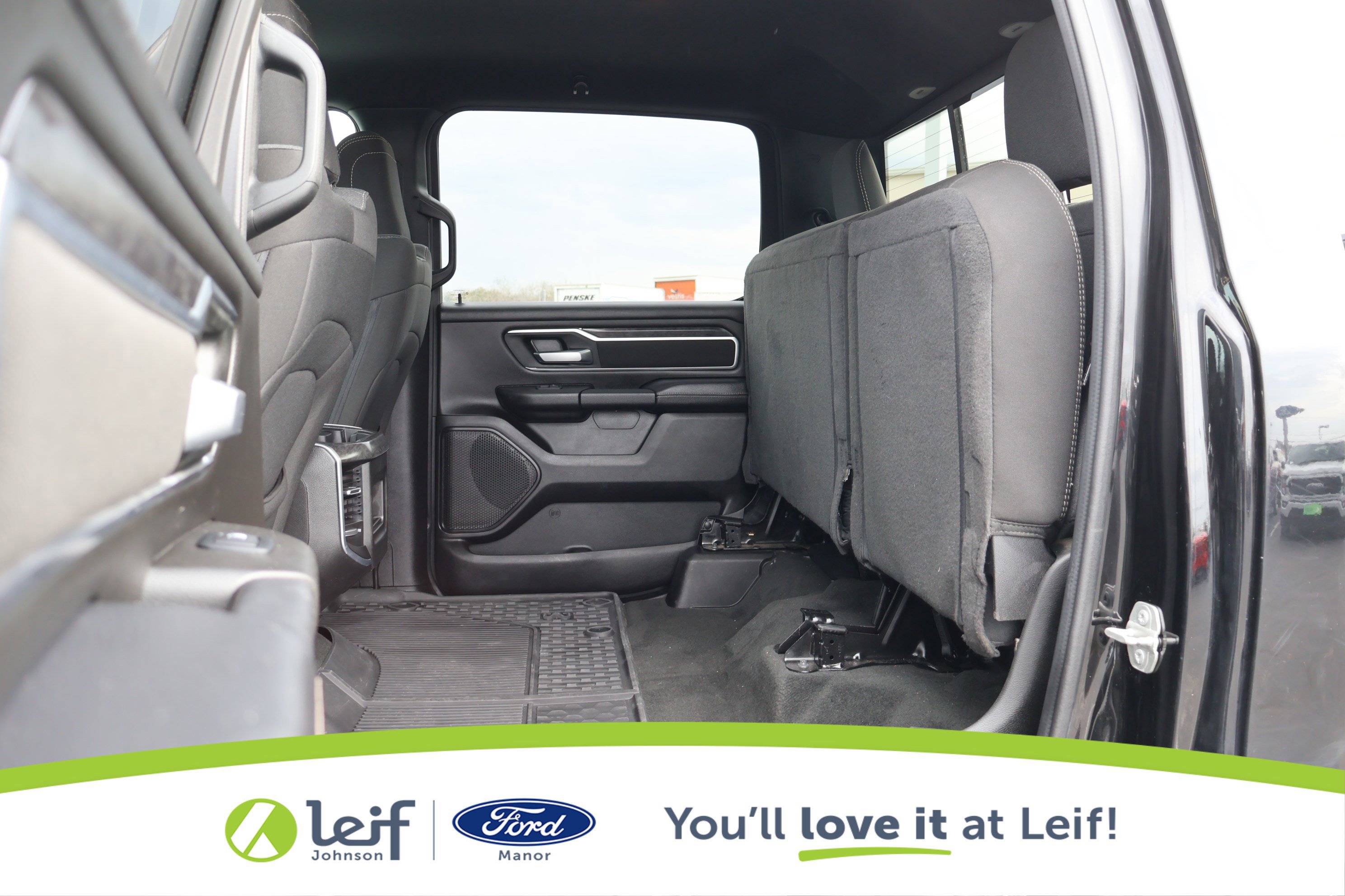 Used 2024 RAM 1500 Lone Star image 28