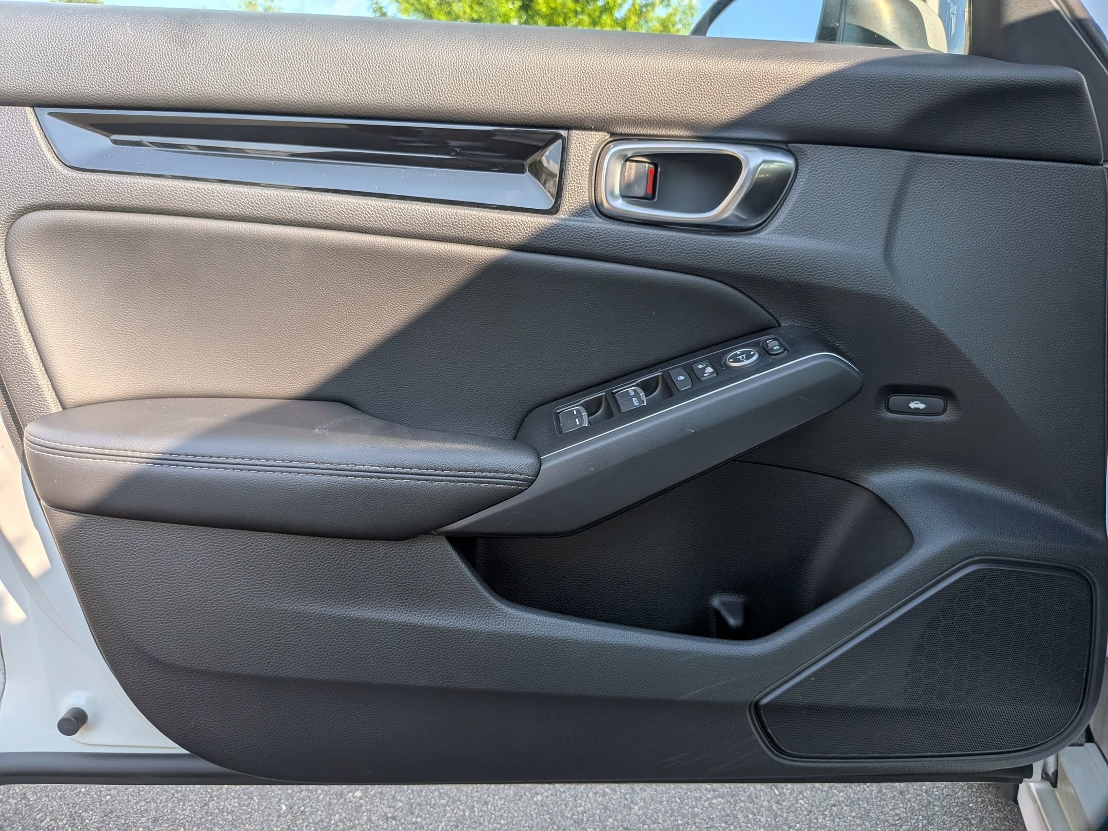 Used 2022 Honda Civic Touring image 13