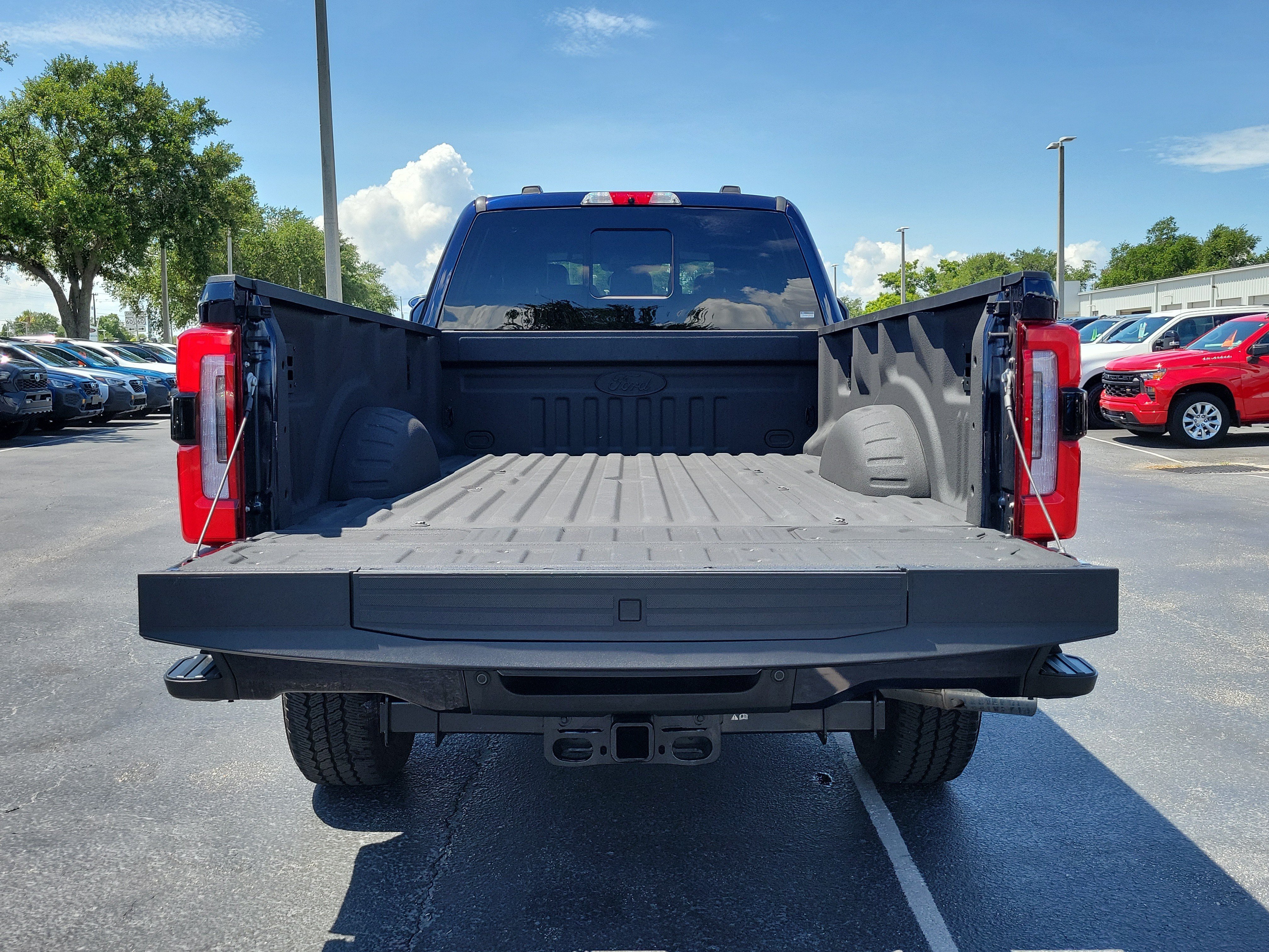 Certified 2025 Ford F250 Platinum AWD/4WD image 9
