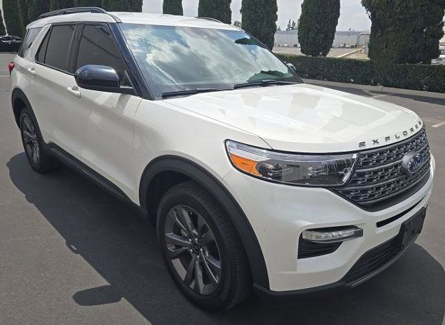 Certified 2023 Ford Explorer XLT w/ Equipment Group 202A AWD/4WD image 5