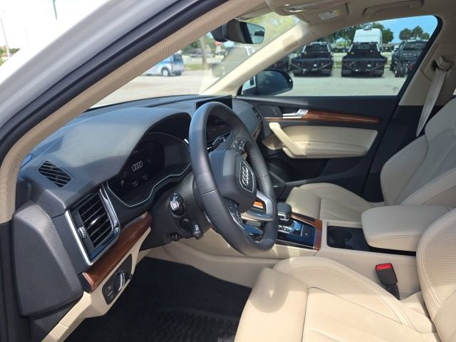 Used 2023 Audi Q5 2.0T Premium Plus AWD/4WD image 6