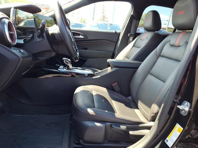 Used 2025 Chevrolet Trax RS w/ Driver Confidence Package FWD image 17