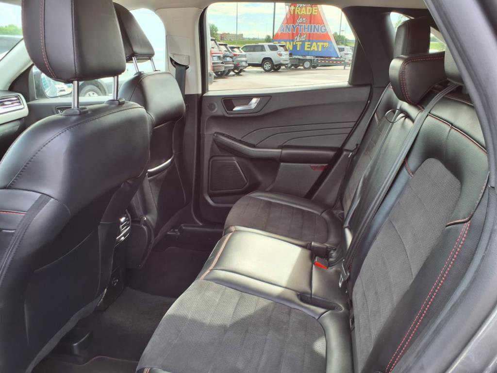 Certified 2022 Ford Escape SEL w/ SEL Stealth AWD Package image 13