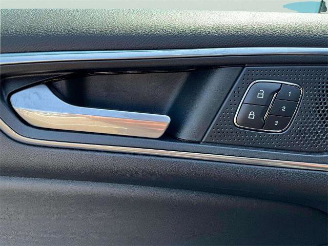 Certified 2022 Ford Edge ST w/ Equipment Group 401A image 19