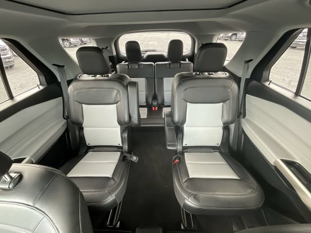 Certified 2023 Ford Explorer XLT w/ Equipment Group 202A AWD/4WD image 24