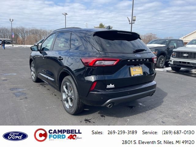 Certified 2023 Ford Escape ST-Line w/ Tech Pack #1 AWD/4WD image 3