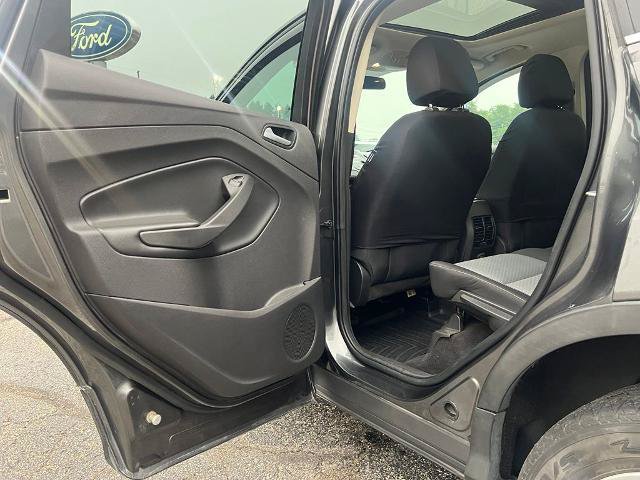 Certified 2017 Ford Escape SE AWD/4WD image 27