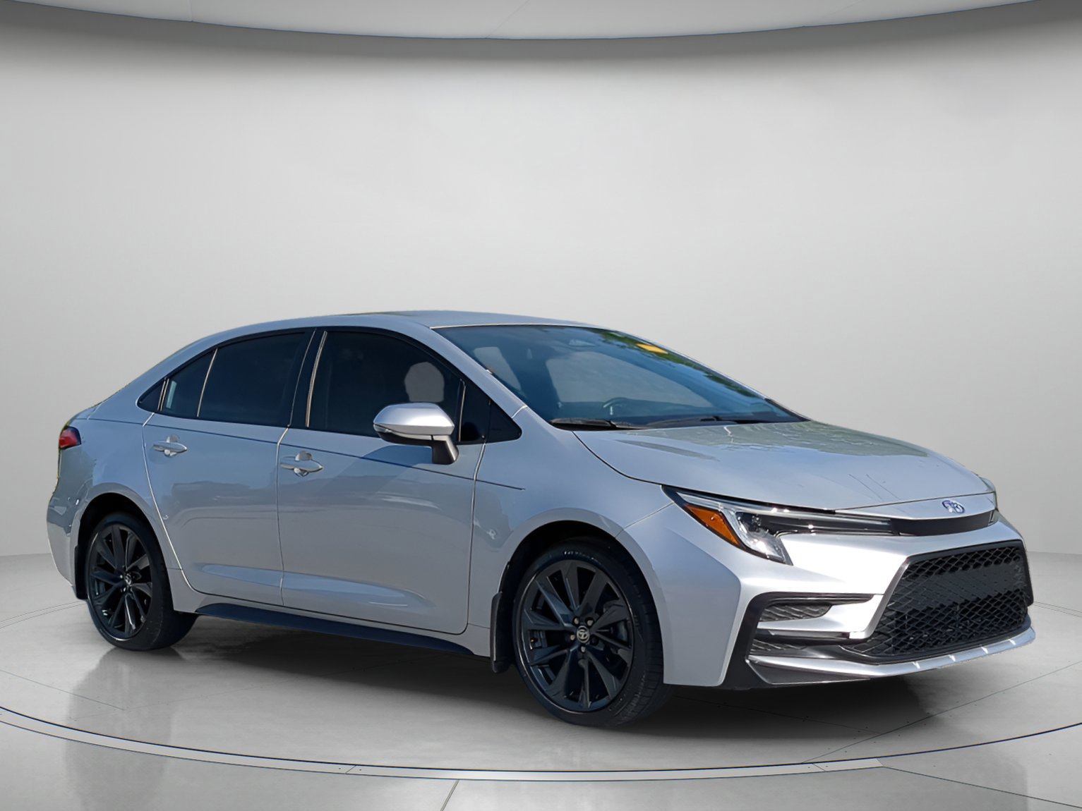 Used 2024 Toyota Corolla SE image 5